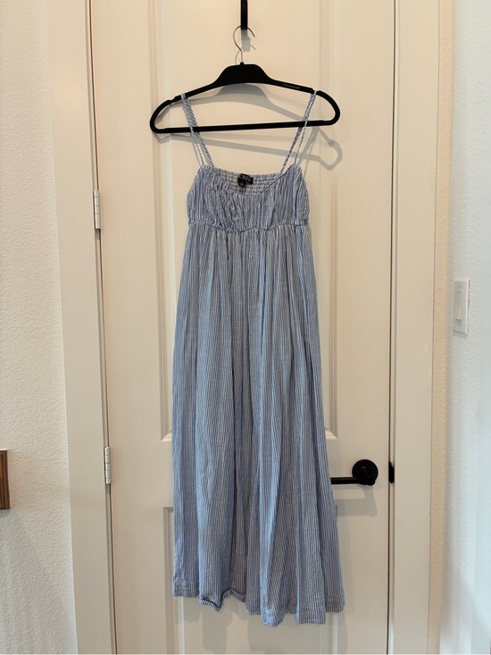 J. Crew Dresses & Skirts - J crew blue striped dress